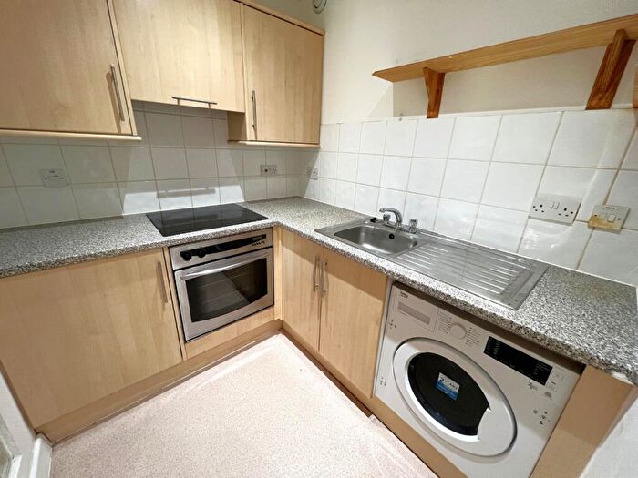 Studio To Rent In Mayfair House, Regent Street, Plymouth, Devon, PL4