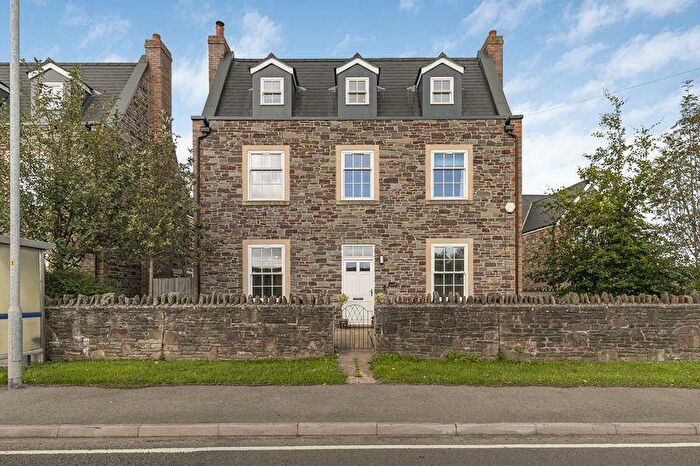 5 Bedroom Detached House For Sale In Bristol Road, Frampton Cotterell, BS36