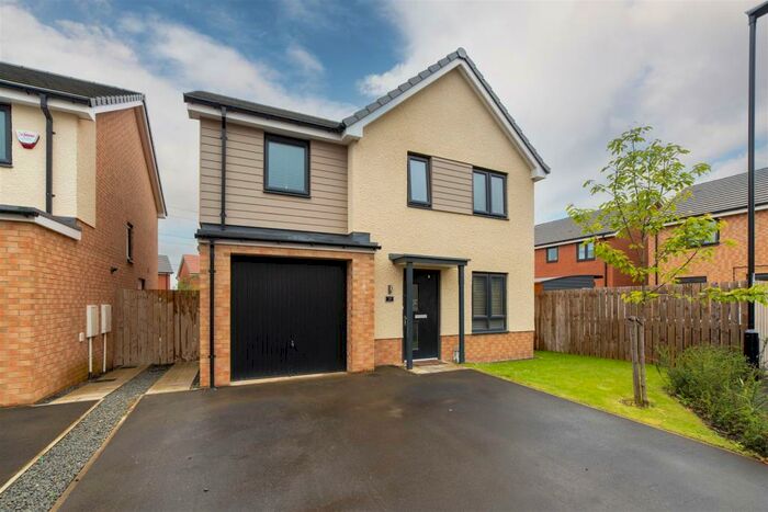 4 Bedroom Detached House To Rent In Speckledwood Way, Great Park, NE13