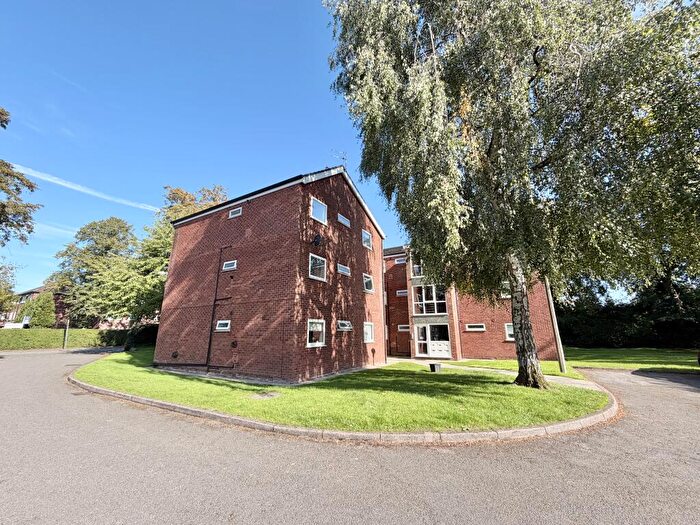 1 Bedroom Apartment For Sale In St Annes Court, Sale, Trafford, M33