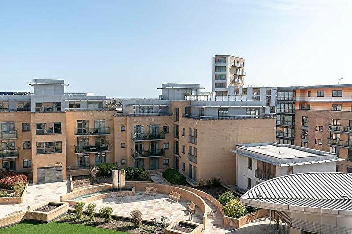 1 Bedroom Apartment To Rent In The Belvedere, Homerton Street, CB2