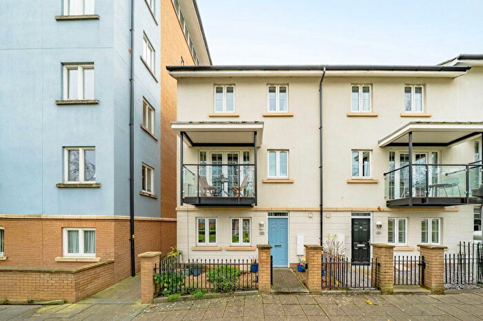 4 Bedroom Town House For Sale In Lockside Square, Portishead, Bristol, BS20