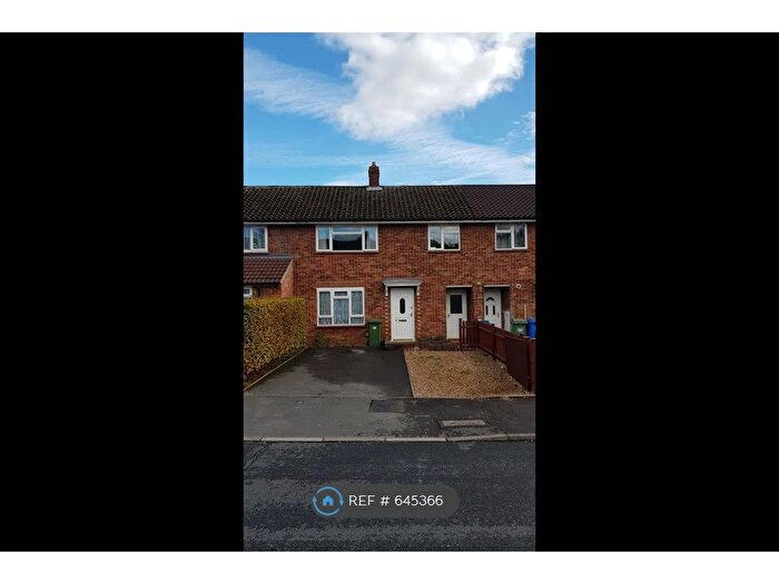 3 Bedroom Terraced House To Rent In Longmoors, Bracknell, RG42