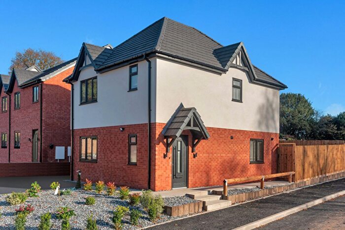 3 Bedroom Detached House For Sale In The Cedar, Ailstone Mews, Old Birmingham Road, Lickey End, Bromsgrove, B60