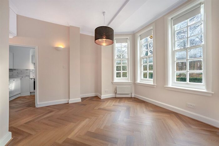 1 Bedroom Flat To Rent In Compayne Gardens, South Hampstead, London, NW6