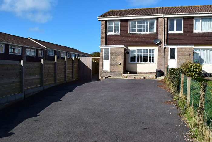 3 Bedroom End Of Terrace House For Sale In Rosemullion Gardens, Tolvaddon, Camborne, Cornwall, TR14