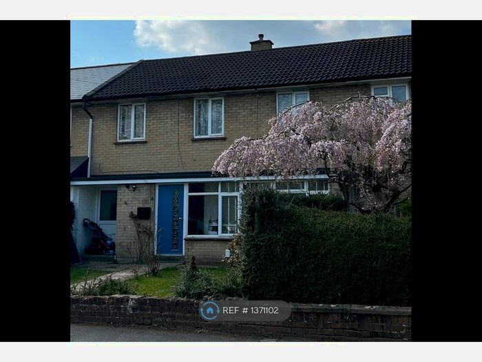 4 Bedroom Terraced House To Rent In Woodfield Close, Crawley, RH10