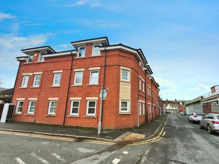2 Bedroom Apartment For Sale In Reynold Street, Hyde, Greater Manchester, SK14