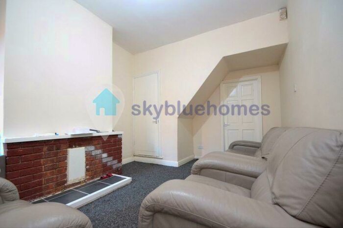 4 Bedroom Terraced House To Rent In Bosworth Street, Leicester, LE3