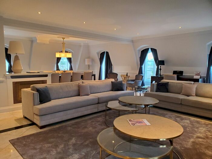 5 Bedroom Flat To Rent In Prince Of Wales Terrace, Hyde Park, London, W8