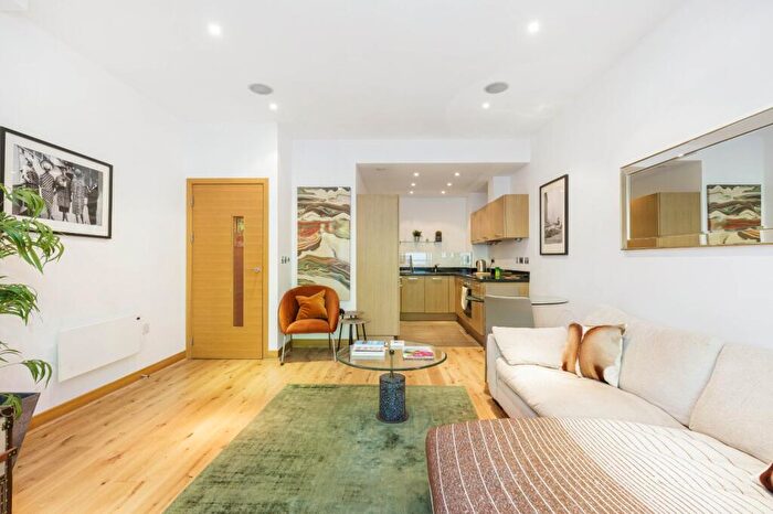 1 Bedroom Apartment To Rent In Oswald Building, Queenstown Road, London, SW11