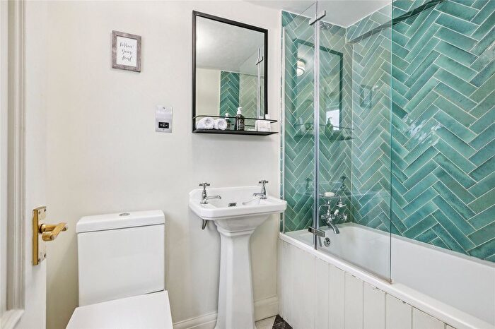 1 Bedroom Flat To Rent In Greencoat Place, Westminster, SW1P