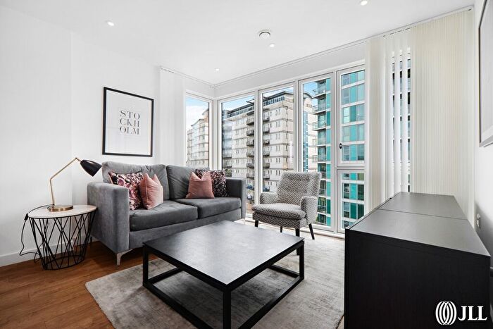 1 Bedroom Flat To Rent In Southmere House, Stratford, E15