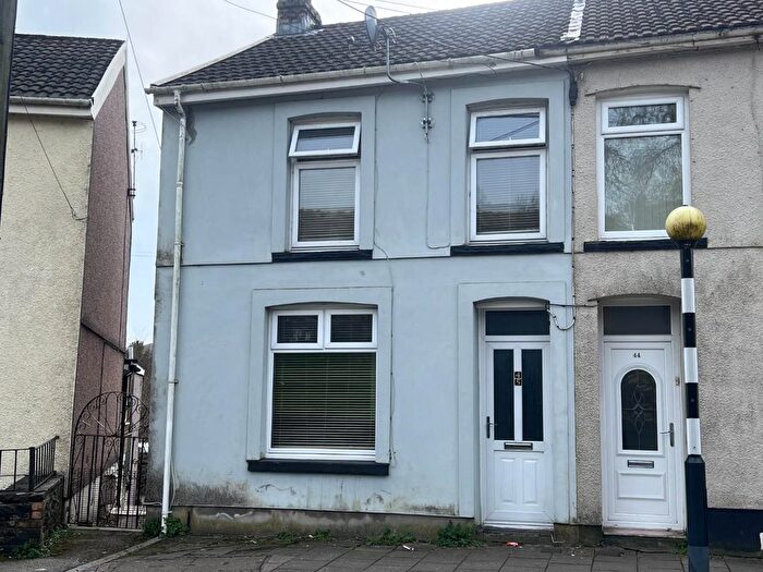 3 Bedroom Property To Rent In Dinam Street, Nantymoel, Bridgend, CF32