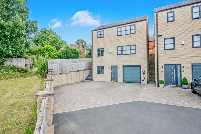 4 Bedroom Detached House For Sale In Moorside Road, Drighlington, West Yorkshire, BD11