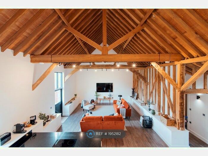 3 Bedroom Semi-Detached House To Rent In The Barns, Hemel Hempstead, HP3