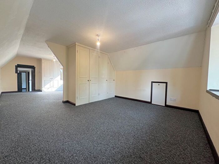 3 Bedroom Property To Rent In High Street, Cambridge, CB22