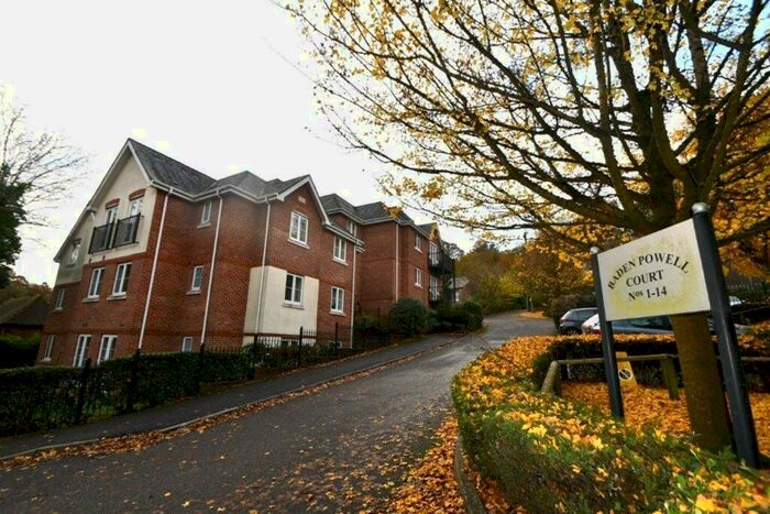 2 Bedroom Apartment To Rent In Bedroom Apartment St Floor In Godalming, GU7