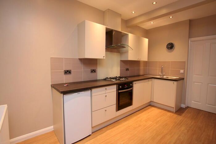 1 Bedroom Flat To Rent In Union Street, Falkirk, FK2