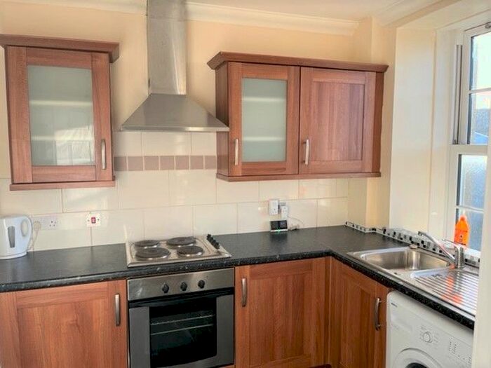 2 Bedroom Flat To Rent In West High Street, Forfar, DD8