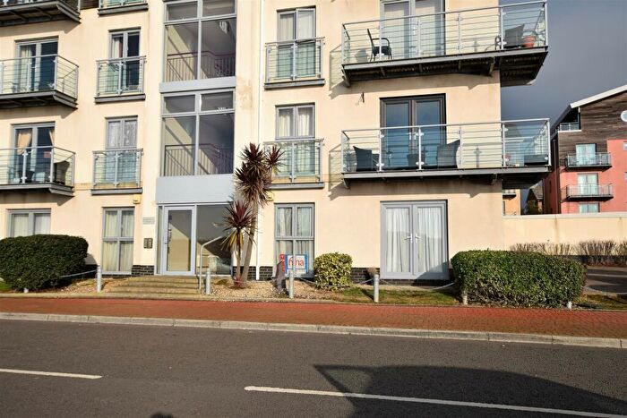 1 Bedroom Flat To Rent In Glanfa Dafydd, Barry, CF63