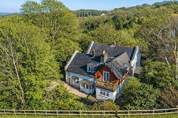 2 Bedroom Semi-Detached House For Sale In Stonestile Lane, Hastings, TN35