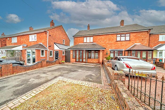 2 Bedroom Semi-Detached House For Sale In Church Way, Walsall, WS4