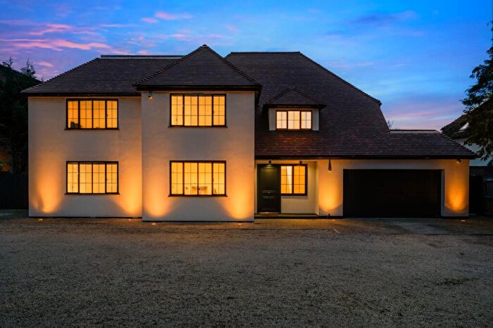 5 Bedroom Detached House For Sale In Durham Avenue, Bromley, BR2