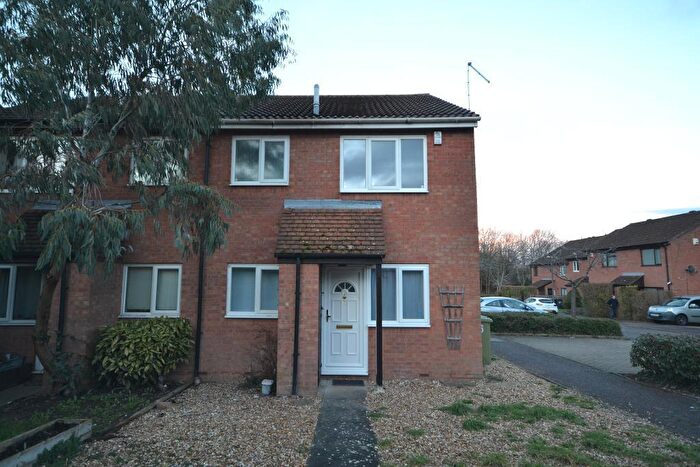 1 Bedroom Cluster House To Rent In Bercham, Two Mile Ash, Milton Keynes, Buckinghamshire, MK8