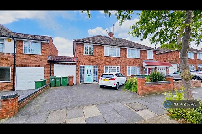 3 Bedroom Semi-Detached House To Rent In Thanet Road, Bexley, DA5