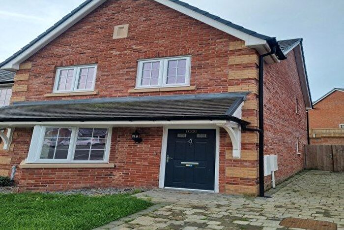 3 Bedroom Property To Rent In Cae Topyn, Denbigh, LL16