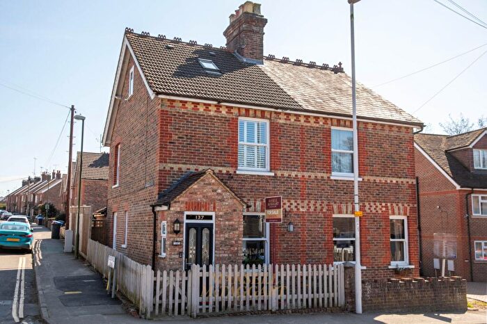 3 Bedroom Semi-Detached House For Sale In Dunnings Road, East Grinstead, RH19