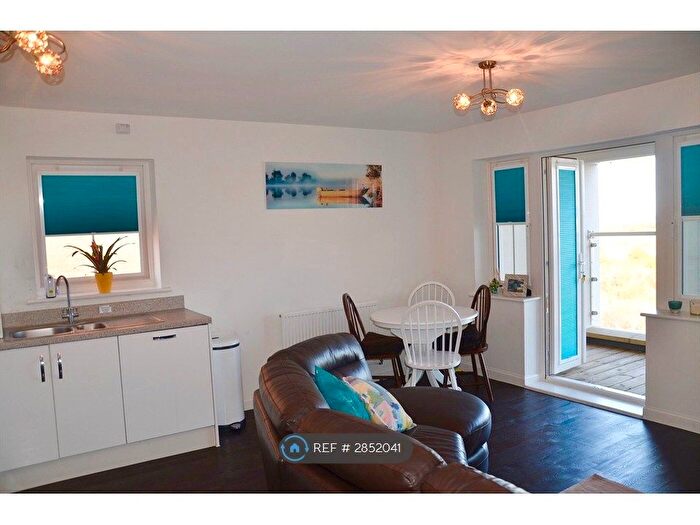 2 Bedroom Flat To Rent In Bow Arrow Lane, Dartford, DA2