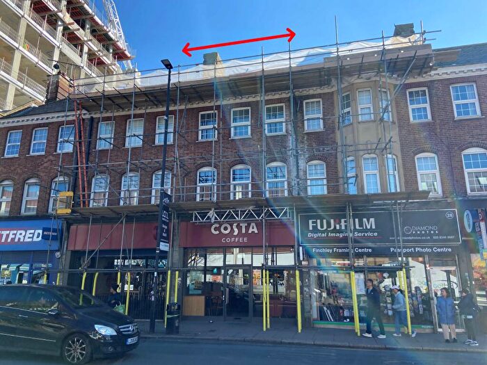 3 Bedroom Flat For Sale In B Ballards Lane, London, N3