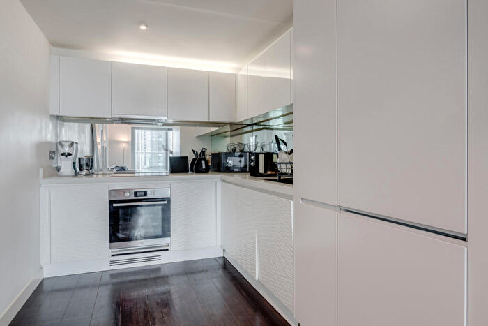 1 Bedroom Flat To Rent In Pan Peninsula Square, West Tower, E14