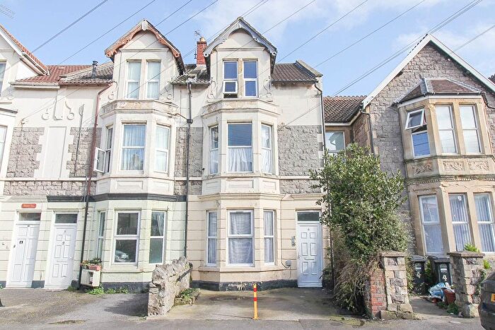 2 Bedroom Flat For Sale In Jubilee Road, Weston-Super-Mare, BS23