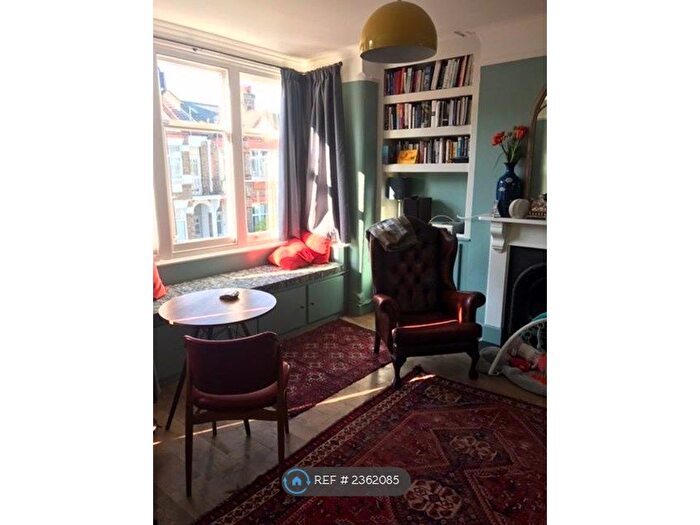 3 Bedroom Maisonette To Rent In Clifford Gardens, London, NW10