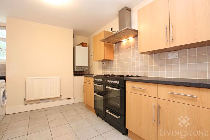 6 Bedroom Town House To Rent In Welford Road, LE2