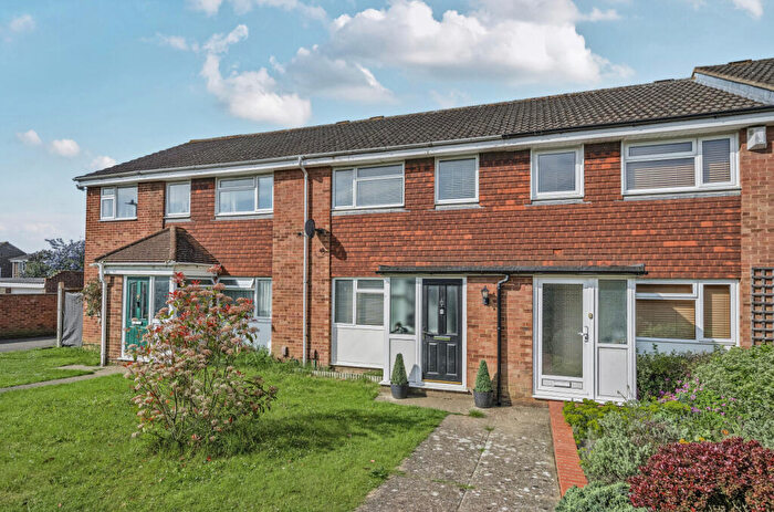 3 Bedroom Terraced House For Sale In Claremont Road, Hextable, Swanley, BR8