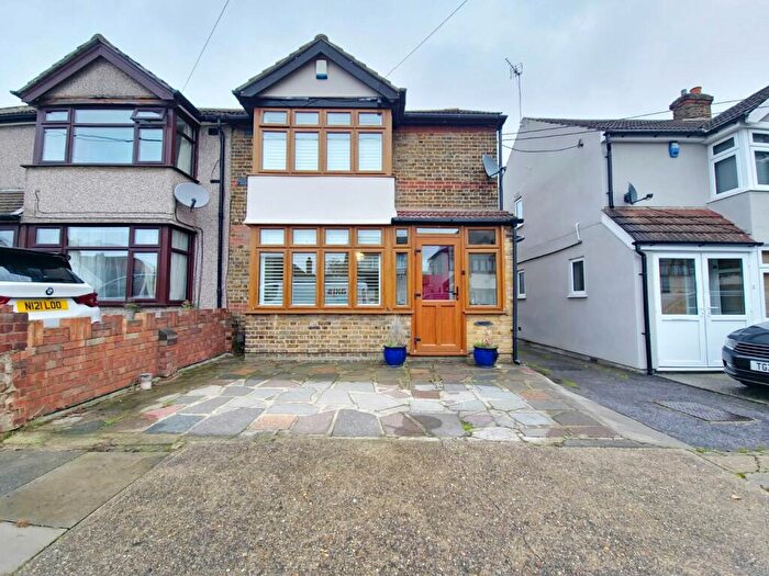 3 Bedroom Semi-Detached House To Rent In Birch Road, Romford, Essex, RM7