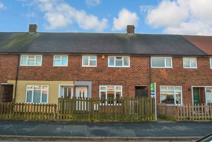 3 Bedroom Terraced House To Rent In Medina Road, Longhill, Hull, HU8