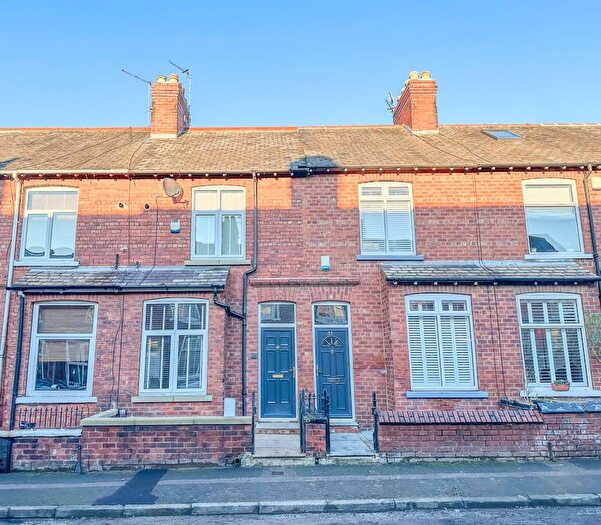 3 Bedroom Terraced House To Rent In Balmoral Terrace, York, YO23