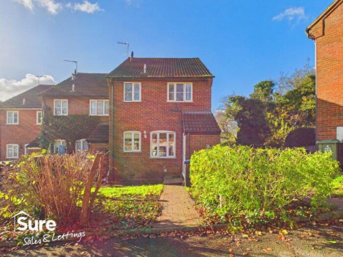 1 Bedroom Cottage For Sale In Andrews Close, Hemel Hempstead, Hertfordshire, HP2