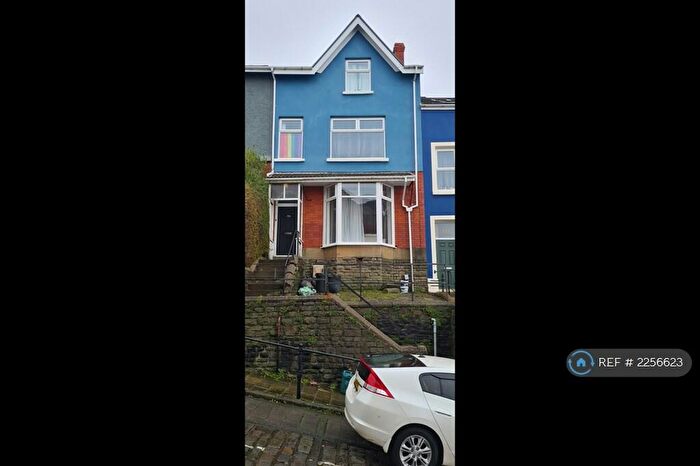 7 Bedroom Terraced House To Rent In Constitution Hill, Swansea, SA1