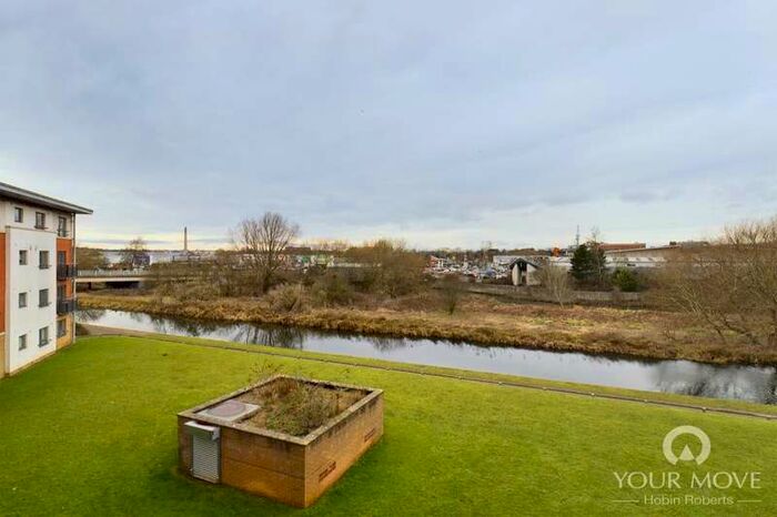 2 Bedroom Flat To Rent In West Cotton Close, Northampton, NN4