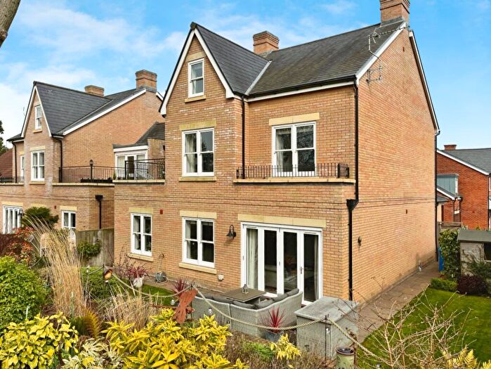 5 Bedroom Detached House For Sale In Simpson Close, Beverley, HU17