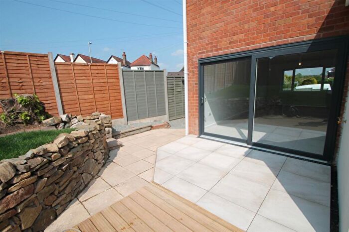 4 Bedroom Detached House For Sale In Cherry Tree Lane, Halesowen, B63