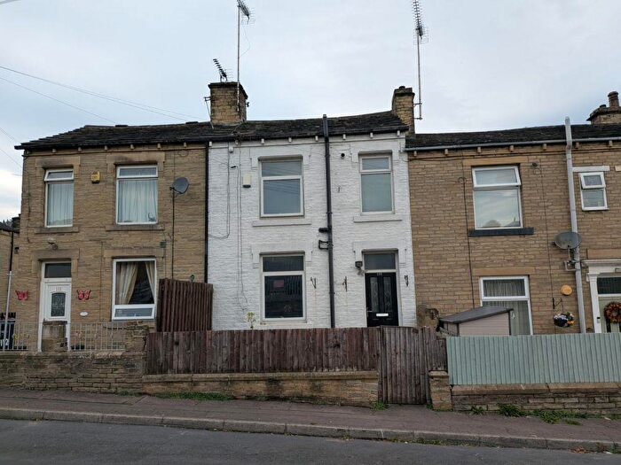 2 Bedroom Terraced House For Sale In , Brooke Street Brighouse, HD6