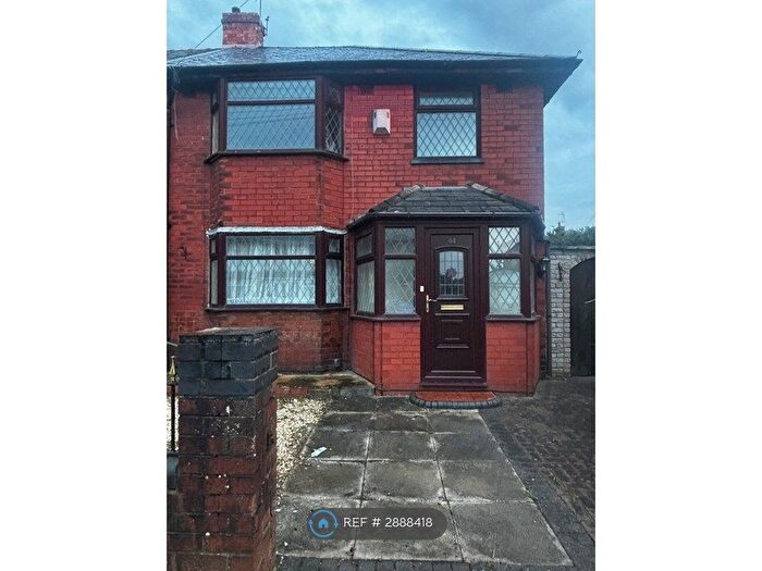 3 Bedroom Semi-Detached House To Rent In Larch Avenue, Wigan, WN5