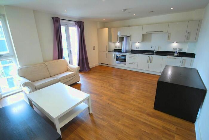 1 Bedroom Flat To Rent In Aylesbury House, Hatton Road, Wembley, Middlesx, HA0
